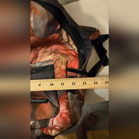 Women's Cynthia Rowley Bag Backpack Floral Purse - Picture 8 of 8